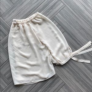 Gorgeous off the shoulder blouse